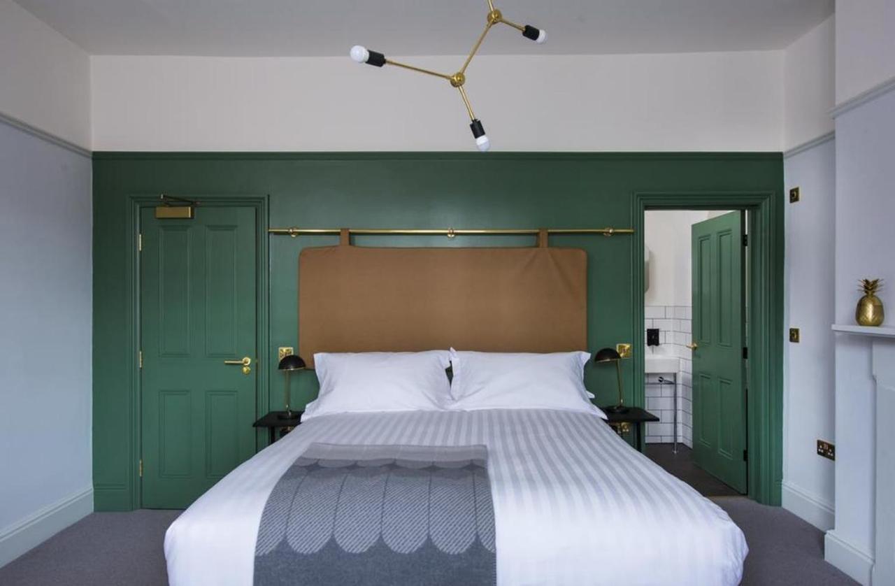 The Masons Arms Hotel Лаут Номер фото